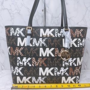 Michael Kors JST Medium Carryall Tote